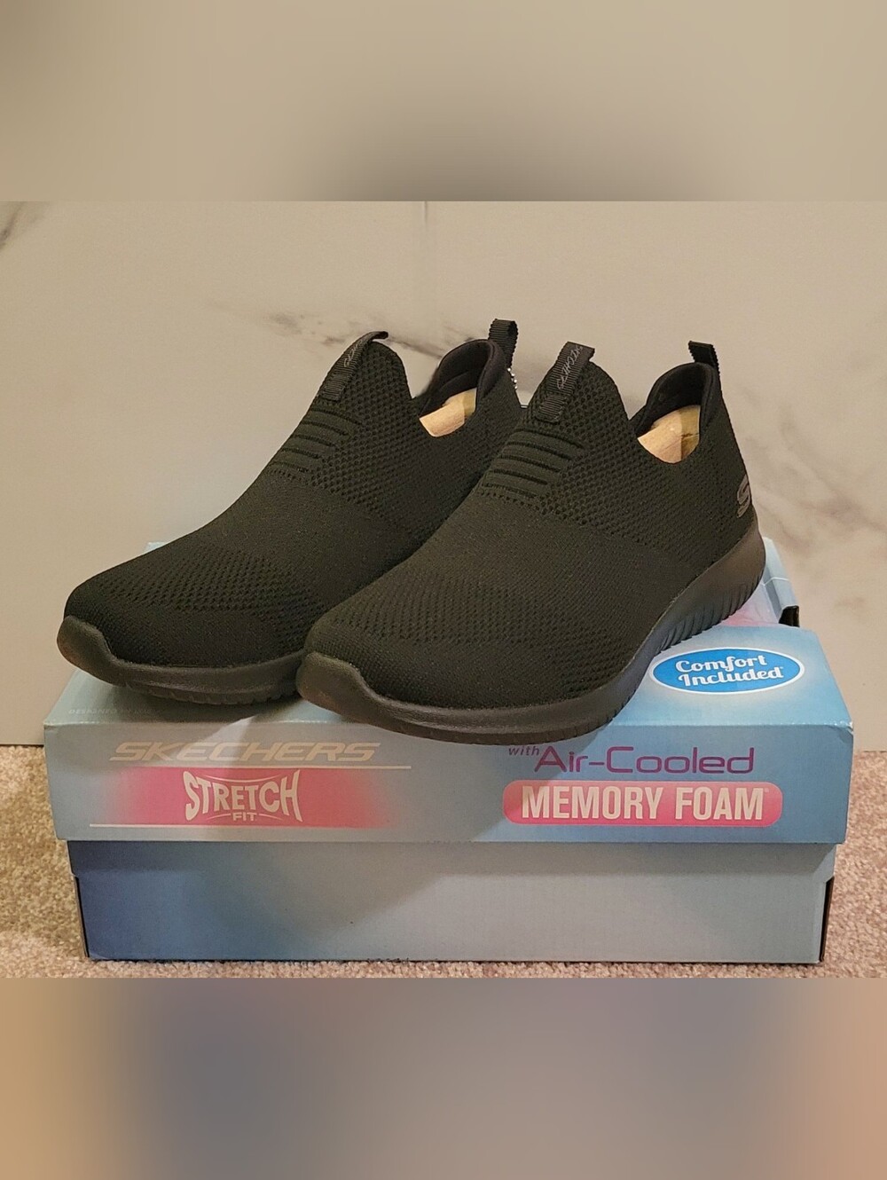 Skechers Ultra Flex First Take Slip-on Shoes Black Women's Size 6.5 NWT